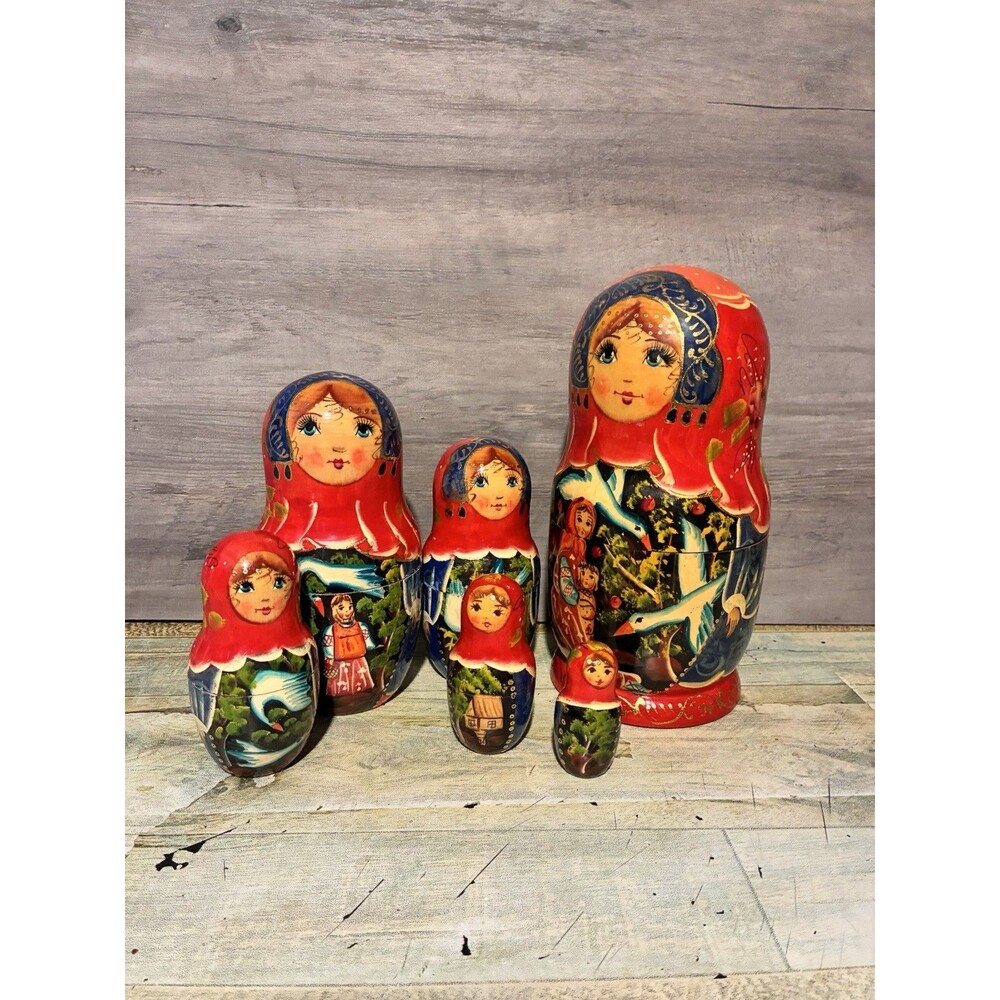 Matryoshka Nesting DOLL Set 6 Pc Hand Painted Vintage Russian Gold Accents